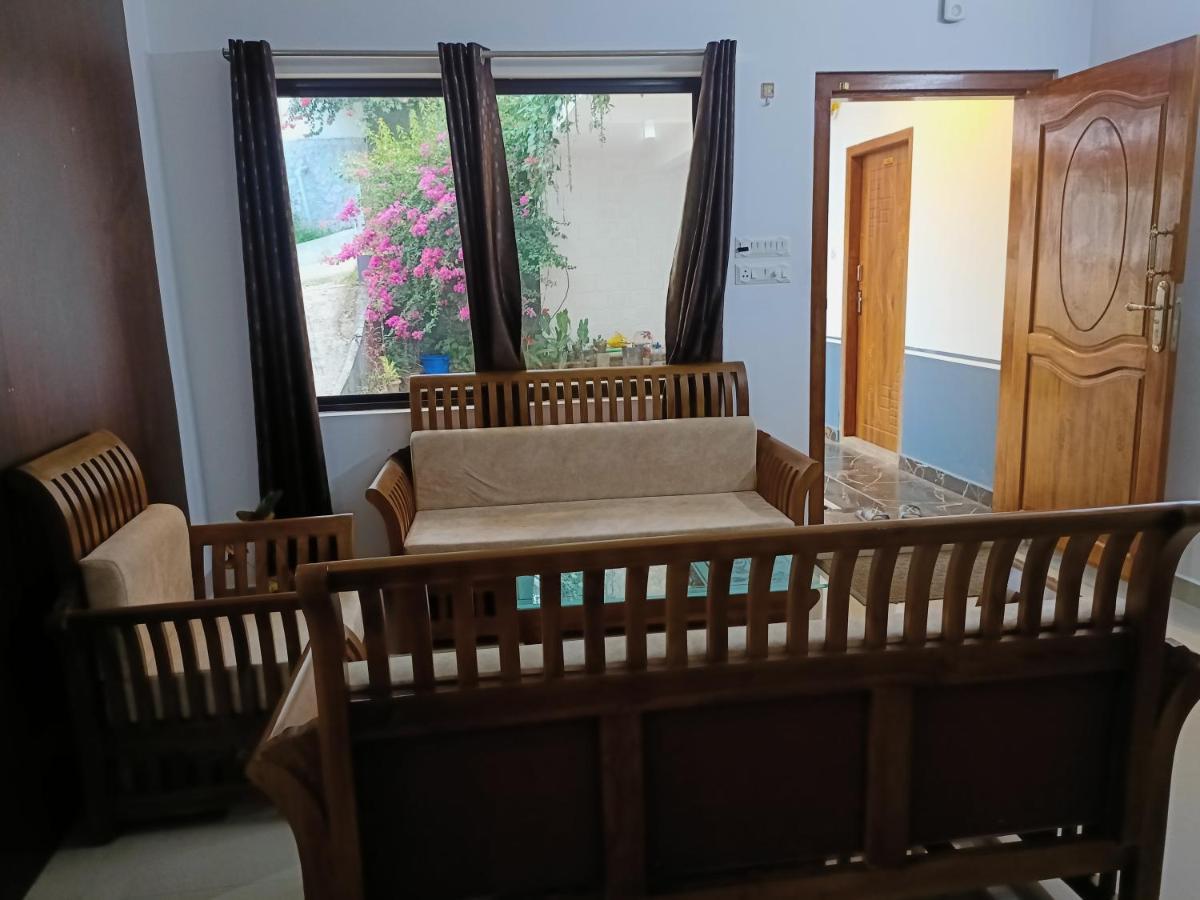 Grace Munnar Residency Bed & Breakfast Екстериор снимка